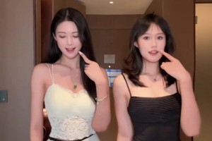 这颜值身材太赞了女篮球员卓识拉上好朋友合体跳舞~